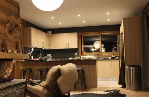 Pralognan-la-Vanoise Chalet De Esquí | Chalet para 12 personas máximo, 4 habitaciones, 165 m2 + sala de esquí y garaje