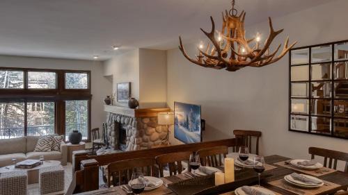 Highlands Townhomes Casa | Chalet Fortessa