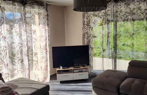 Saint-Jean-de-Maurienne Villa | Chalet 'Saint Jean De Maurienne' con Jardín Privado y Wi-Fi