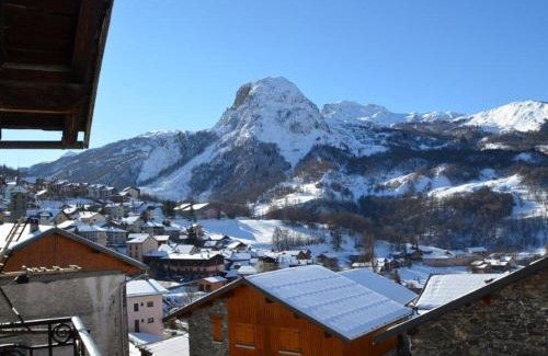 Saint-Martin-de-Belleville Chalet De Esquí | Chalet rénové 3 chambres, charme, WiFi gratuit, proximité pistes - FR-1-452-128