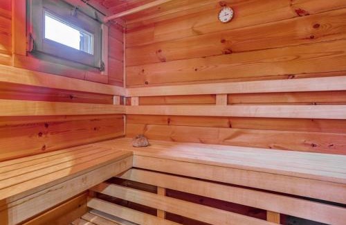 Saint-Maurice-sur-Moselle Chalet De Esquí | Chalet in Vosges near Ski Slopes, cleaning included