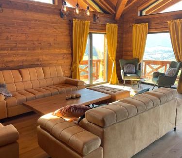 Zazriva Chalet De Esquí | Chalet George