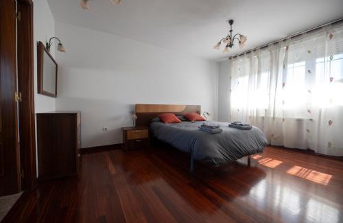 Santa Cruz de Bezana Casa | Chalet grande en Soto de la Marina