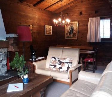Oberried am Brienzersee Apartamento | Chalet Holzwurm