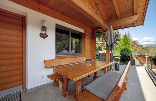 Rifiano Chalet De Esquí | Chalet 'Hortensie' con vistas a la montaña, piscina compartida y Wi-Fi