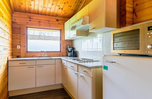 Gramsbergen Chalet De Esquí | Chalet in a park with indoor and outdoor pool