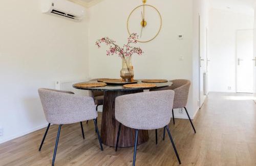 Municipality of Veldhoven Chalet De Esquí | Chalet in Brabant with Spacious Garden