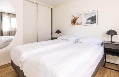 Municipality of Veldhoven Chalet De Esquí | Chalet in Brabant with Spacious Garden