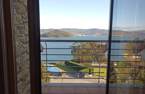 Poio Chalet De Esquí | Dream House by the Sea in Poio (Galicia) – Luxury, Comfort & Nature