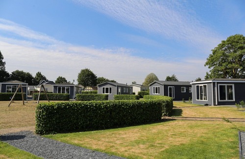 Lathum Chalet De Esquí | Chalet in Gelderland With Hot Tub