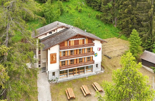 Les Mayens-de-Sion Chalet De Esquí | Chalet in Les Agettes with garden