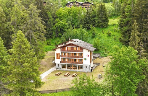 Les Mayens-de-Sion Chalet De Esquí | Chalet in Les Agettes with mountain view