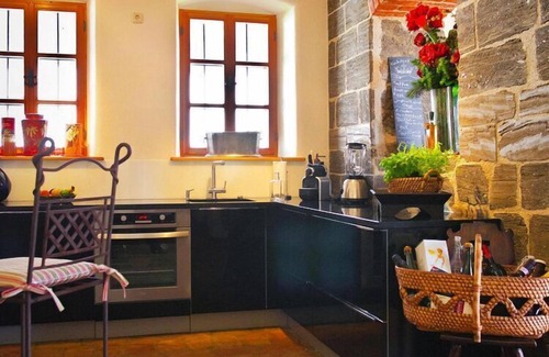 Fehring Casa | Chalet en Estiria con Piscina y Vistas