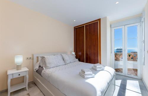 Torrequebrada Casa | Chalet in Torrequebrada residencial golf urbanization