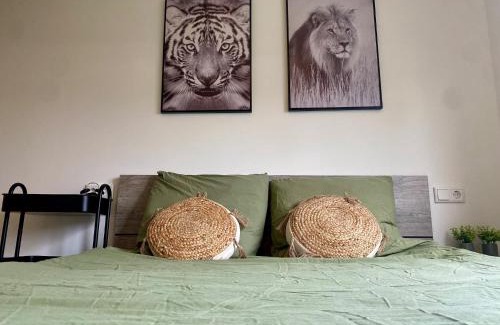 Tzummarum Casa | Chalet in Tzummarum near Frisian Countryside