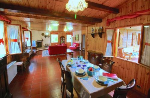 Citta di Castello Chalet De Esquí | Chalet in Umbria with Private Pool