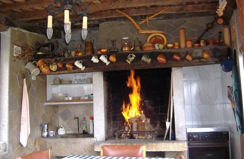 Callobre Chalet De Esquí | CHALET INDEPENDIENTE EN MIÑO VISTAS AL MAR, CERCA DE LA PLAYA Y CAMINO INGLÉS.