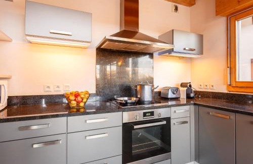 Aime Chalet De Esquí | Chalet individuel 12 pers. à Montgésin, calme, proche pistes, parking dispo - FR-1-755-20