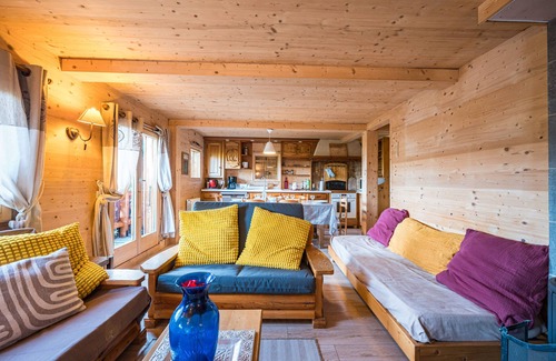 Jarrier Chalet De Esquí | Chalet 'Jarrier' con vistas a la montaña, terraza privada y jardín privado