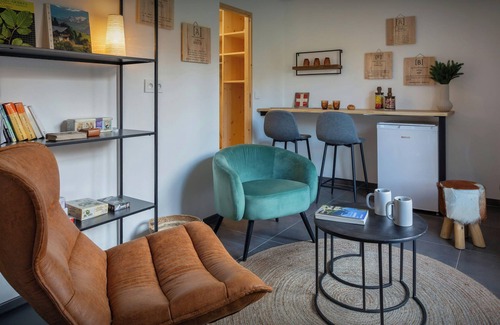 Morillon Chalet De Esquí | Chalet Jornata - cosy stay 10p for families with games room - OVO Network