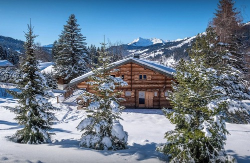 Les Gets Chalet De Esquí | Chalet Joux Verte - beautiful ski base for 8 with spa - OVO Network