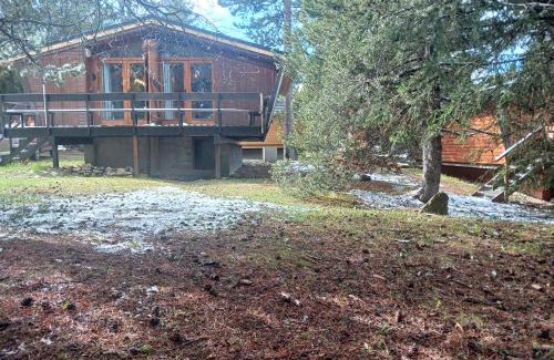 Pyrenees 2000 Chalet De Esquí | Chalet l'Epicéa dans la forêt, T3 avec terrasse & jardin à 5 min à pied des pistes P2000