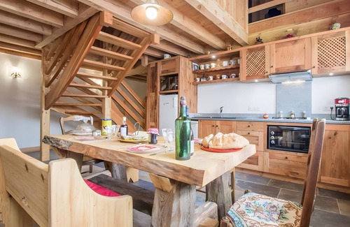 Montricher-Albanne Apartamento | Chalet 'L'ours' con vistas a la montaña