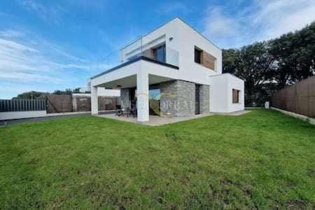 Llanes Chalet De Esquí | Chalet La Raizona Selnatur