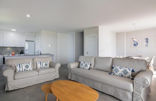Ayamonte Chalet De Esquí | Chalet Las Marismas 8 - Playa de los Haraganes HCHM8P00