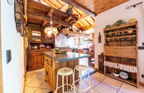 Sainte-Foy-Tarentaise Chalet De Esquí | Chalet 'Le Courti' con vistas a la montaña, terraza privada y Wi-Fi