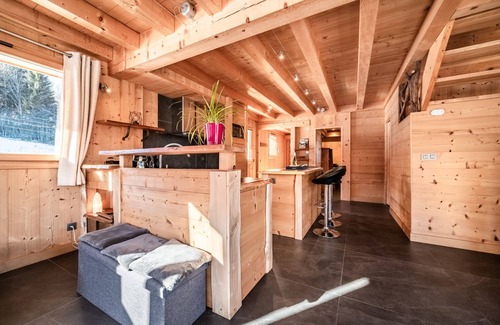 Les Esserts Chalet De Esquí | Chalet 'Le Mas Devant' con vistas a la montaña, terraza privada y Wi-Fi