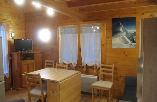 Meolans-Revel Casa | Chalet "Le Mazet" con vistas a la montaña, terraza privada y Wi-Fi