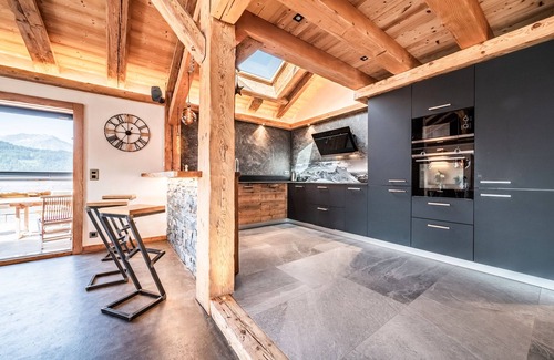 Abondance Chalet De Esquí | Chalet 'Le Perray Alpine Lodge' con vistas a la montaña, terraza privada y Wi-Fi