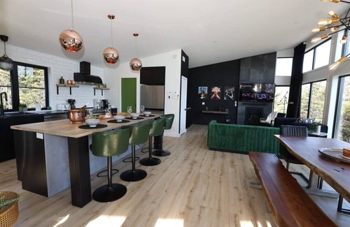 Saint-Joseph-de-la-Rive Chalet De Esquí | Chalet le Sélect spa