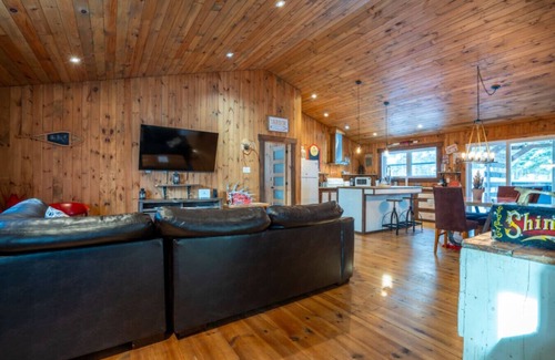 La Conception Chalet De Esquí | Chalet Le Shack Sur la rouge