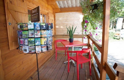 Peyrignac Chalet De Esquí | chalet les bleuets Terraza cubierta + televisión + Lavavajillas 2ch 1/5 p