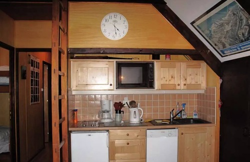 Correncon-en-Vercors Chalet De Esquí | Chalet Les Chamois - Chalets for 6 People