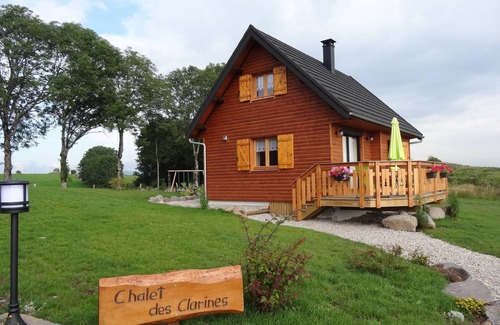 Saint-Genes-Champespe Chalet De Esquí | Chalet 'Les Clarines' - ¡Paz y relajación garantizadas!