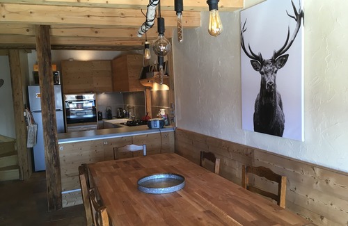 Villard-sur-Doron Chalet De Esquí | Chalet LES Lanches - Calme Assuré !