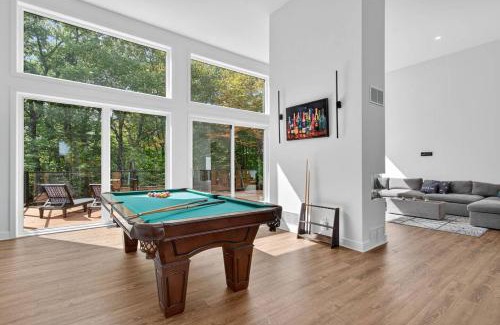 La Conception Chalet De Esquí | Chalet Lumina - Private Spa, Fire Pit, Pool Table