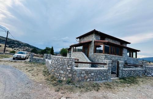 Arachova Chalet De Esquí | CHALET MARIA livadi