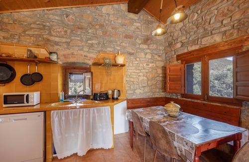 La Molsosa Chalet De Esquí | Chalet 'Masia La Clariana' con vistas a la montaña, piscina privada y Wi-Fi
