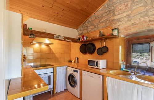 La Molsosa Chalet De Esquí | Chalet 'Masia La Clariana' con vistas a la montaña, piscina privada y Wi-Fi