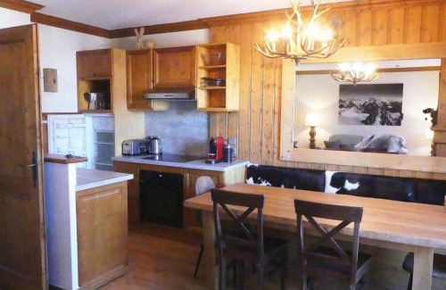 Arc-1950 Apartamento | Chalet Mont Blanc - Arc 1950 - Ski-in Ski-out, 2 bed duplex, sleeps 8