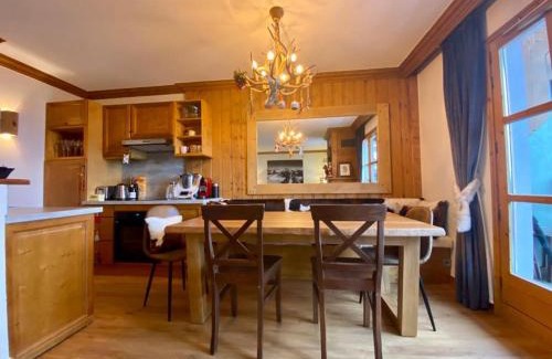 Arc-1950 Apartamento | Chalet Mont Blanc - Arc 1950 - Ski-in Ski-out, 2 bed duplex, sleeps 8