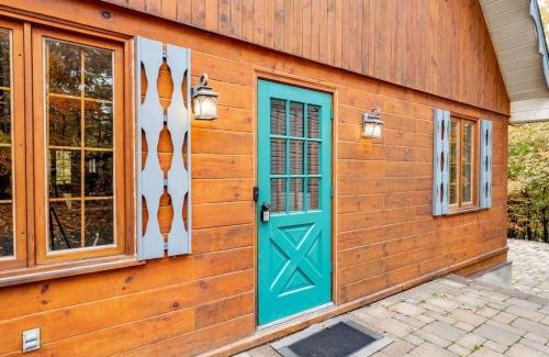 Cantley Chalet De Esquí | Chalet Mont Cascades w/Spa & Fibre Optic Internet