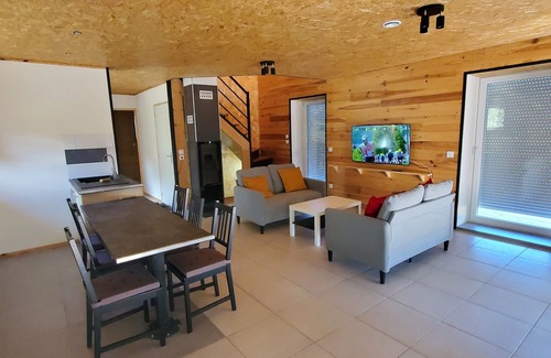 Embrun Chalet De Esquí | Chalet Montagne, 12 Places, au Cœur D'embrun et de la Nature