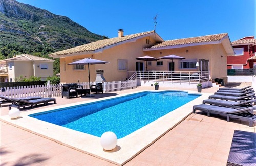 La Drova Villa | VILLA MONTESOL, LUJO JUNTO A GANDIA