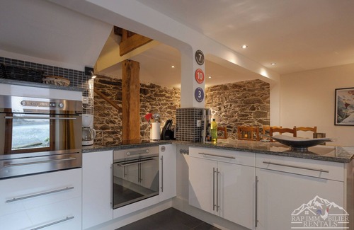 Beranger Chalet De Esquí | Mountain Serenity Barn