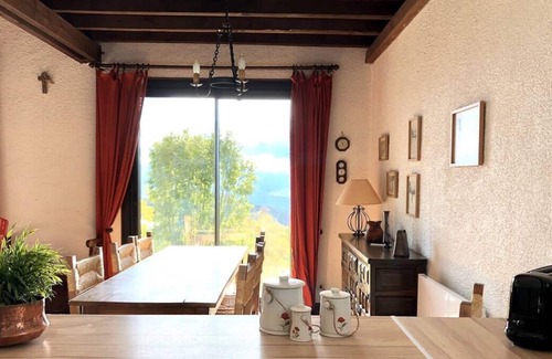Egat Chalet De Esquí | Chalet-Vista a la Montana-Baño con bañera